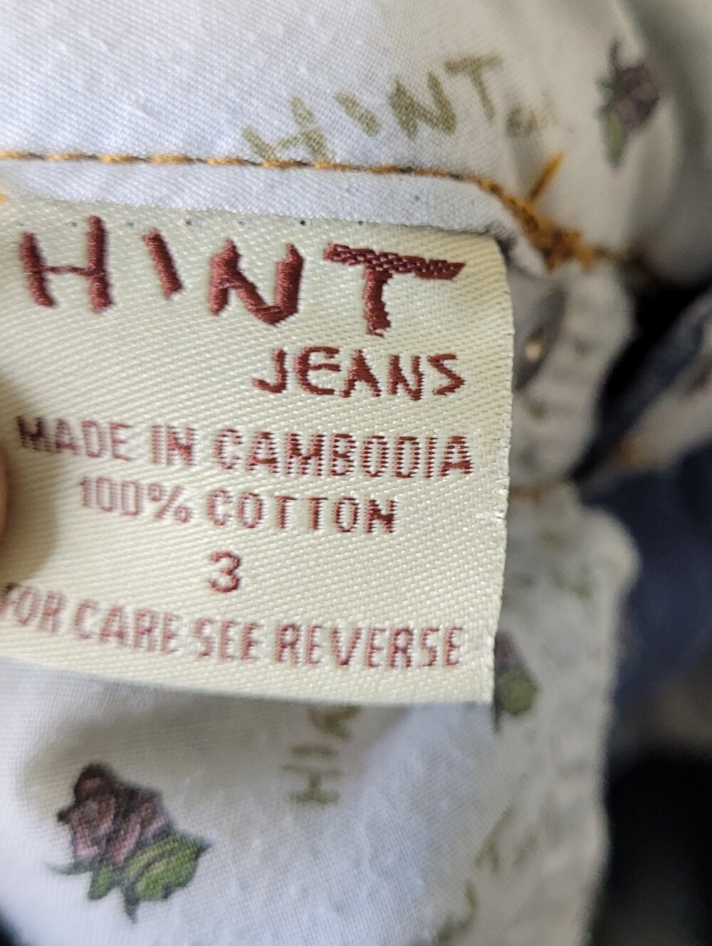 HINT Low Rise Embroidered Dragonfly Y2K Jeans Size 3 - Picture 9 of 9